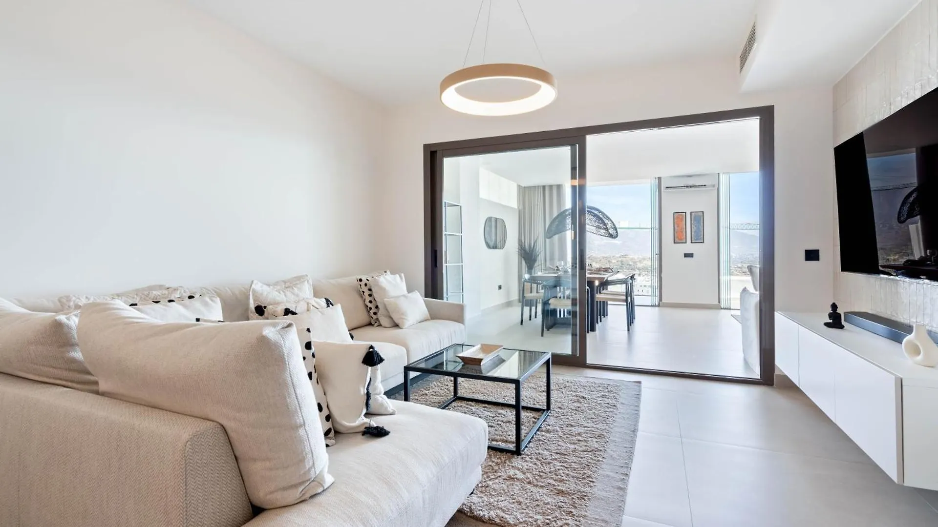 Casa Perez - Apartment In La Cala Hill Club Sitio de Calahonda 0*,  Spanien